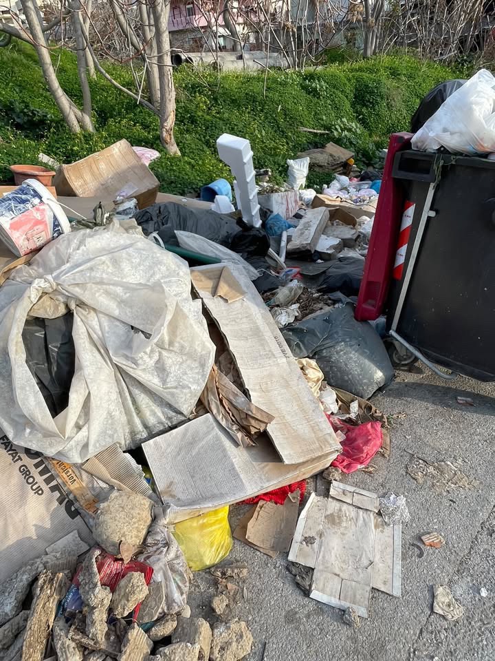 σκουπίδια Γαλενιανού