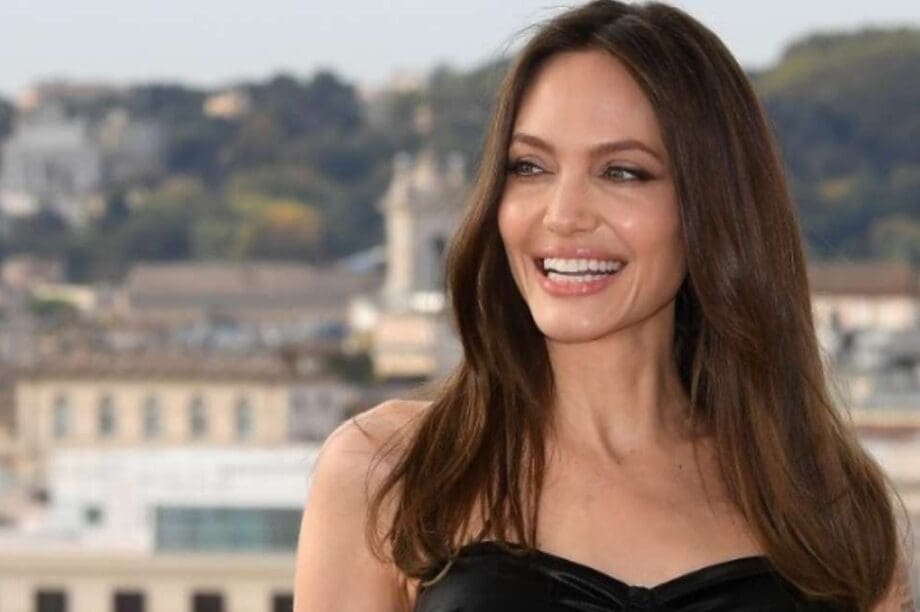 Αντζελίνα Τζολί