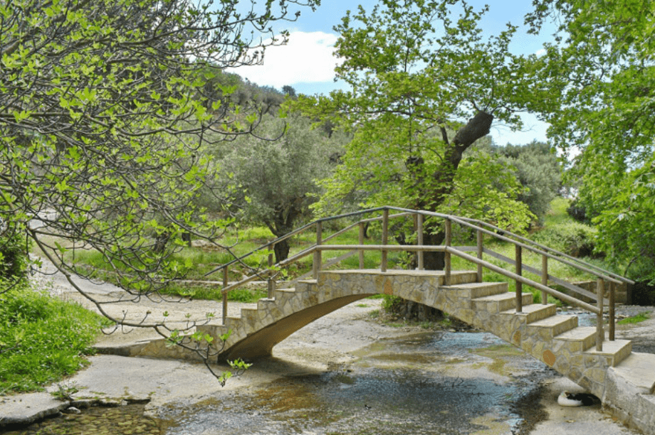 γεφυρακι Καλαμαύκας