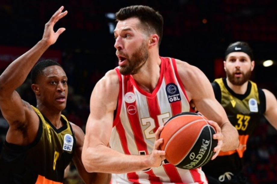 Ολυμπιακός ΑΕΚ