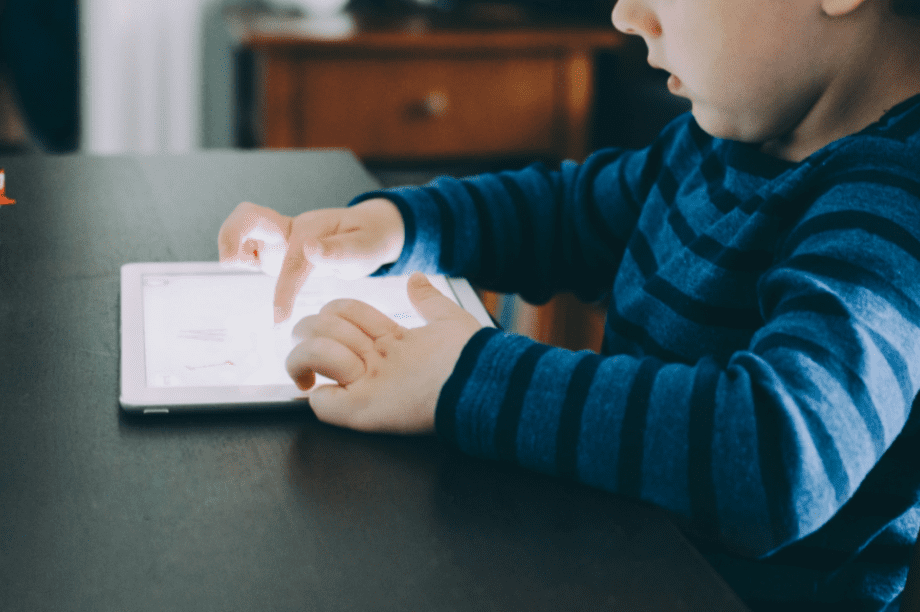 παιδιά οθόνη