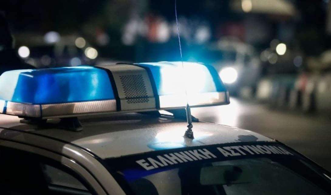 περιπολικό αστυνομία Συμμορία λαθραίων τσιγάρων με βαρύτατα ποινικά αδικήματα