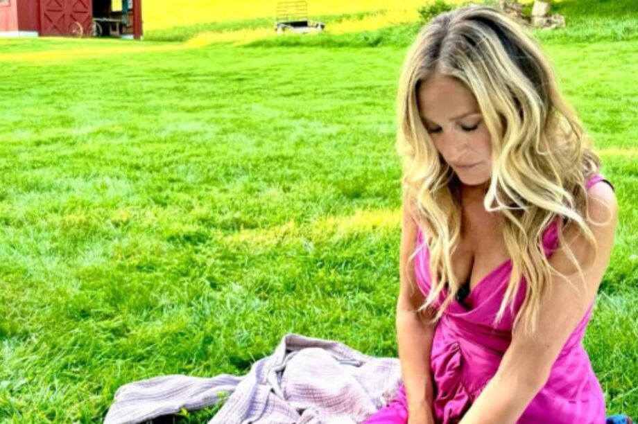 ΣΑΡΑ ΤΖΕΣΙΚΑ ΠΑΡΚΕΡ