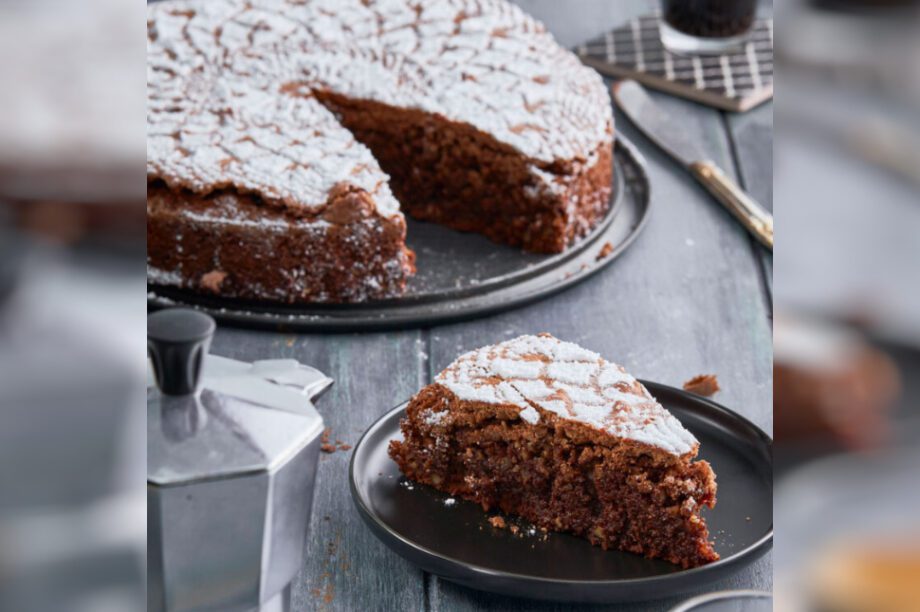 σοκολατόπιτα με καρύδι