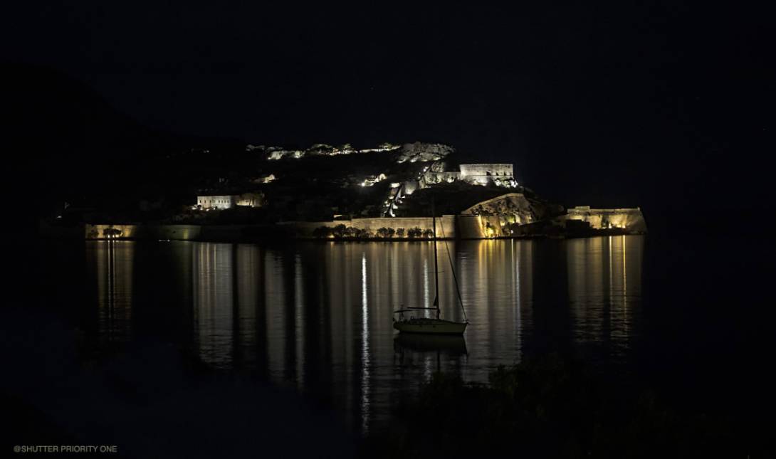 Σπιναλόγκα βράδυ