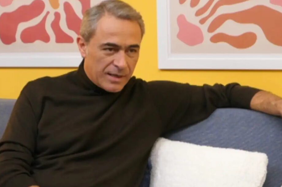 Θανάσης Κουρλαμπάς