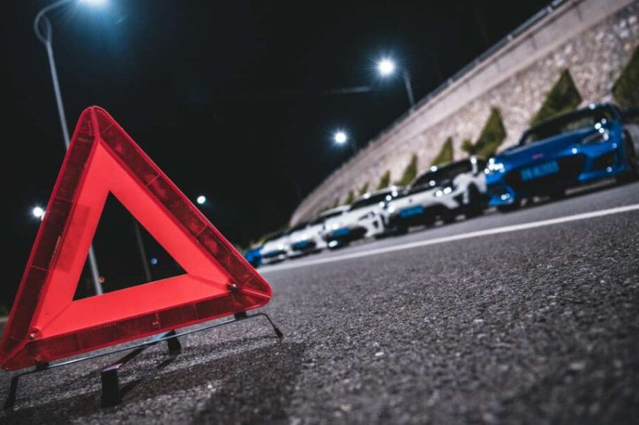 προειδοποιητικό τρίγωνο