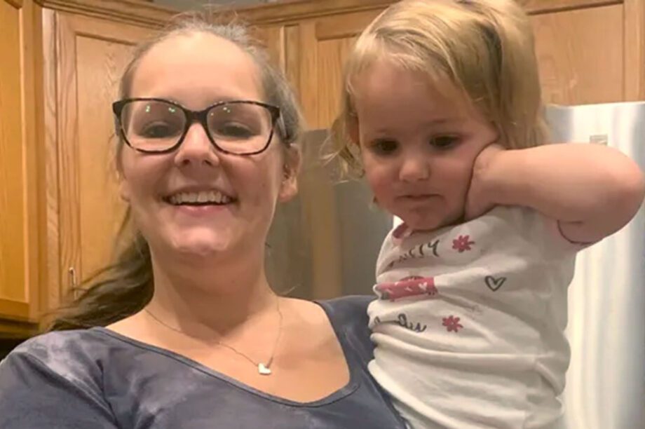 τροχαίο Βιρτζίνια μητέρα κόρη