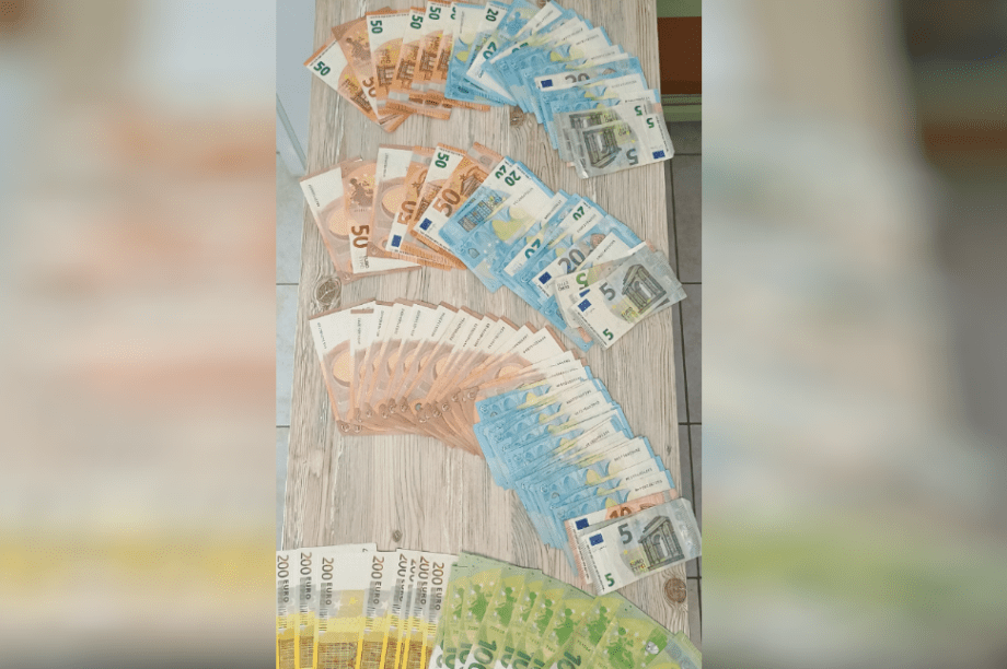 πλαστά χαρτονομίσματα