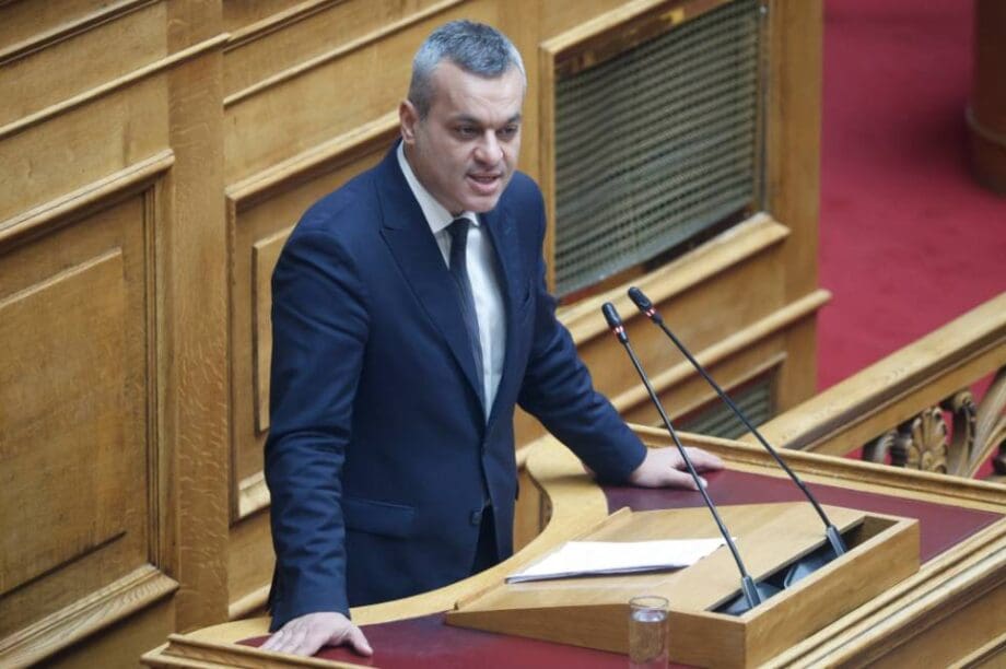 Χάρης Μαμουλάκης