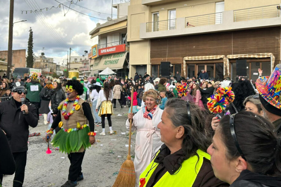 Ξεχείλιζε κέφι και φαντασία το Καστελιανό Καρναβάλι