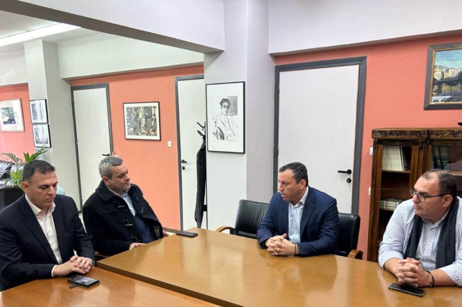 Σε Σητεία και Άγιο Νικόλαο Μαμουλάκης και Καραμέρος