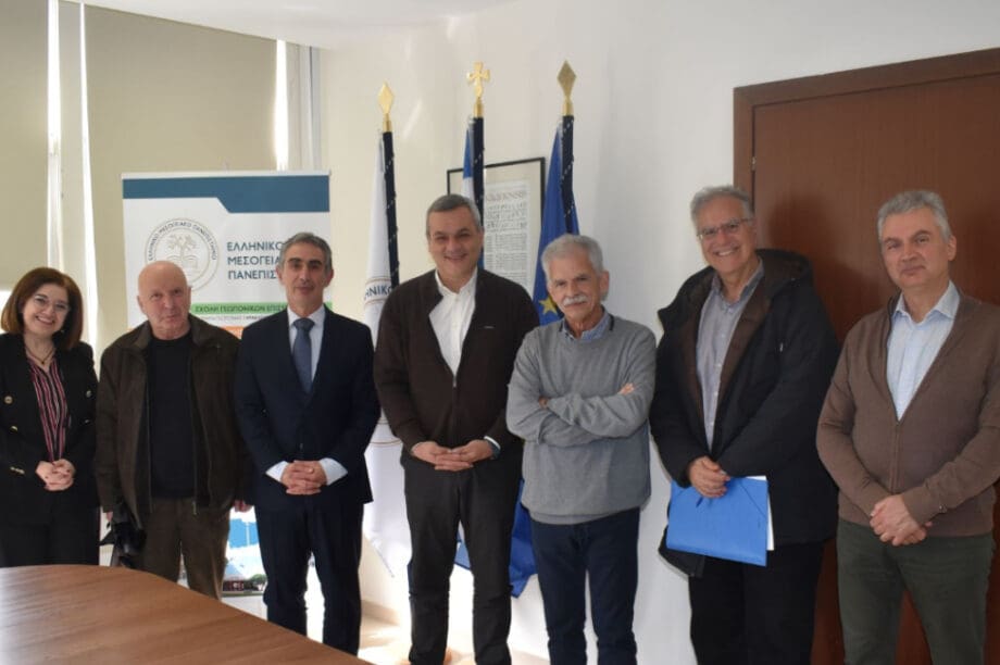 Κλιμάκιο του ΣΥΡΙΖΑ στο ΕΛΜΕΠΑ