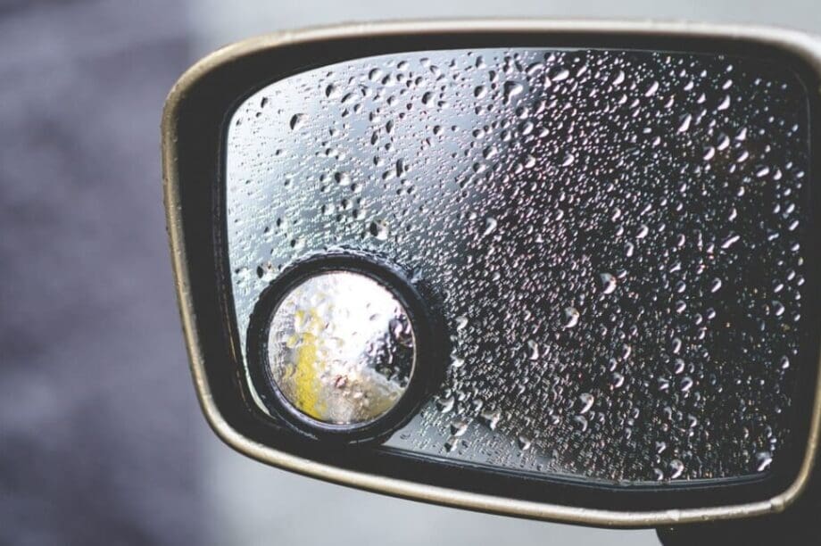 αυτοκίνητο βροχή μ- πλένεις