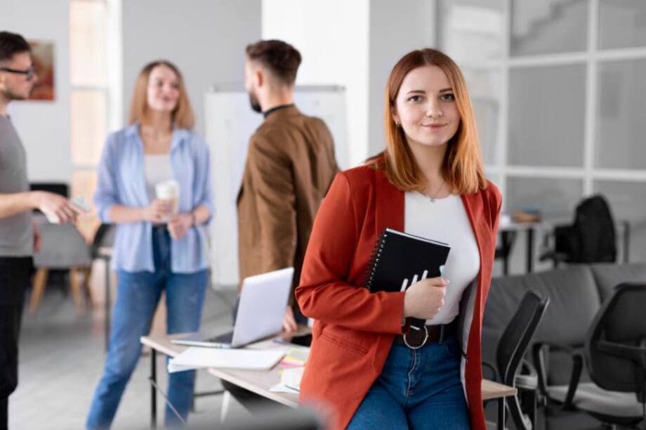 ΚΑΡΙΕΡΑ ΕΡΓΑΣΙΑ ΕΡΓΑΖΟΜΕΝΟΙ