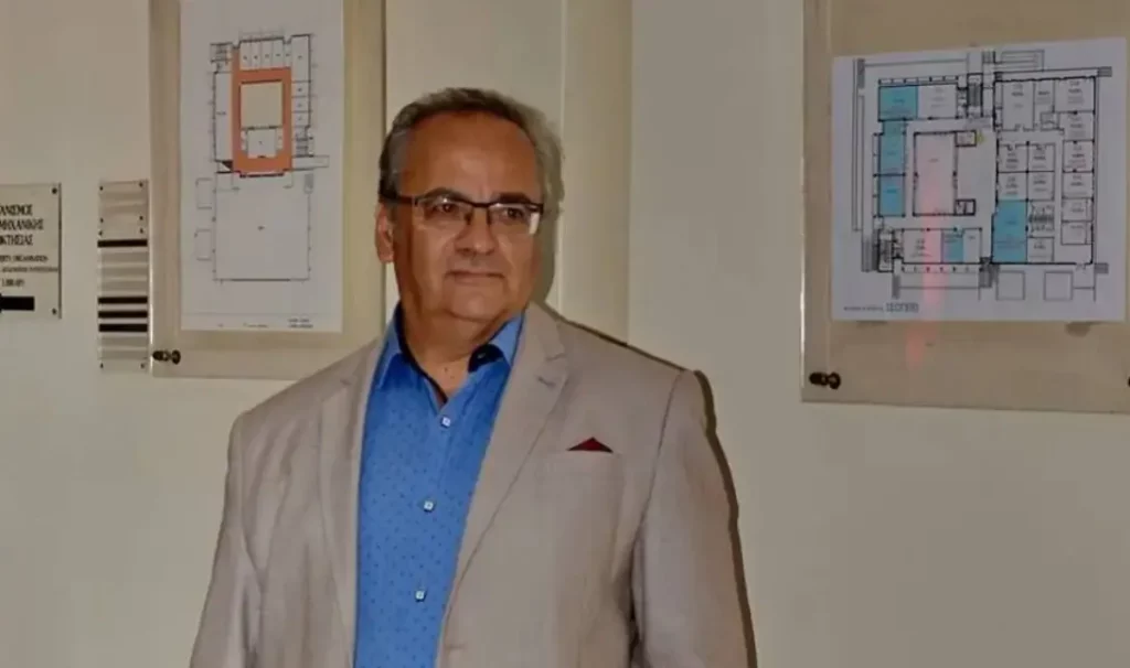 Περιφερειακός Διευθυντής Εκπαίδευσης Κρήτης κ. Εμμανουήλ Καρτσωνάκης
