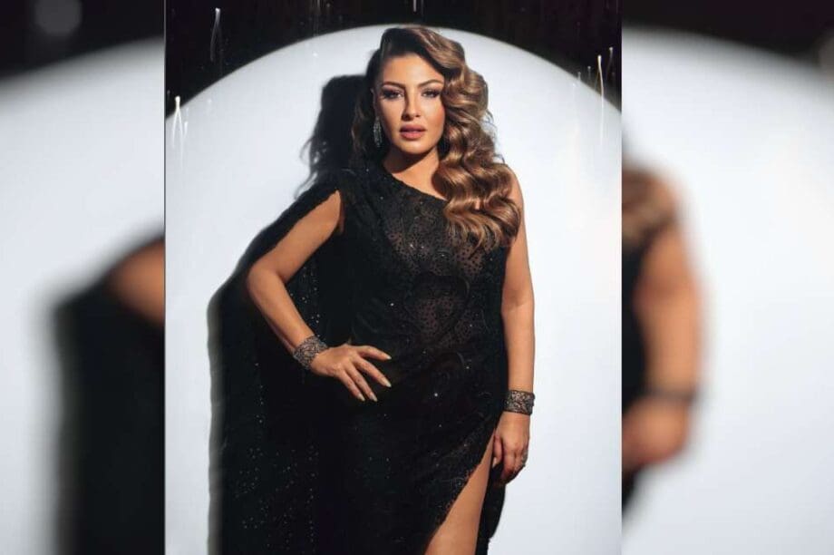 Έλενα Παπαρίζου