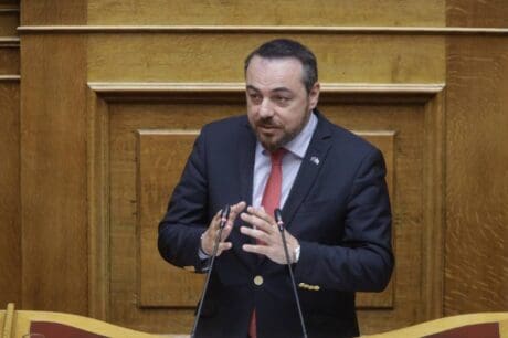 Φραγκισκος Παρασυρης Επίκαιρη ερώτηση Παρασύρη για χωροταξικό ΑΠΕ