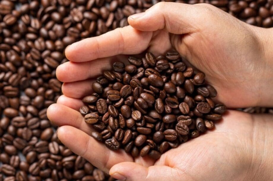 ΚΟΚΚΟΙ ΚΑΦΕ ΚΑΦΕΣ