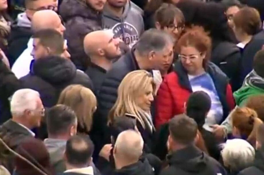 Μαρία Καρυστιανού Οι συγγενείς θυμάτων των Τεμπών προχώρησαν σε συμπληρωματική μήνυση κατά του εφέτη ανακριτή