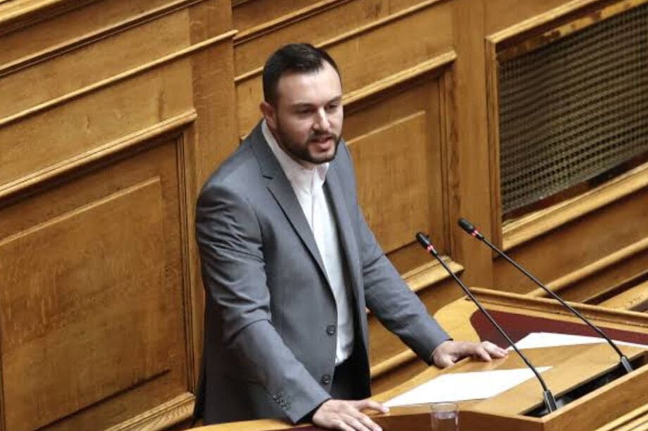 Κώστας Φλώρος