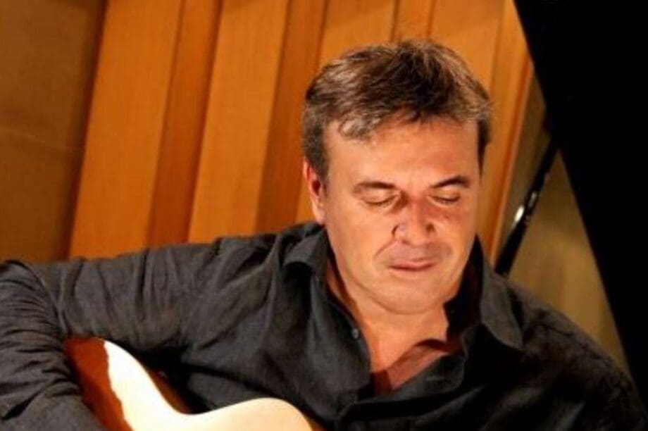 Μανώλης Λιδάκης