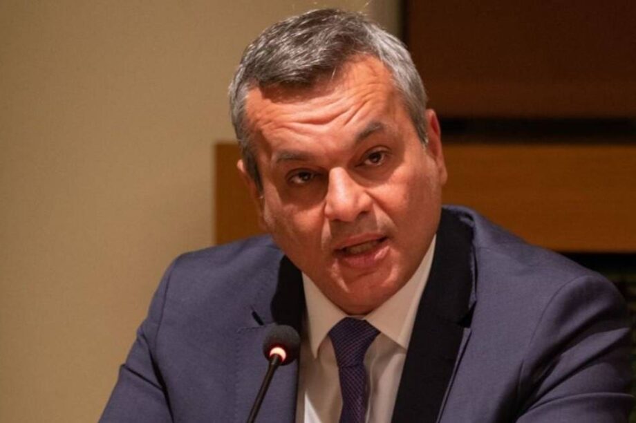 Χάρης Μαμουλάκης