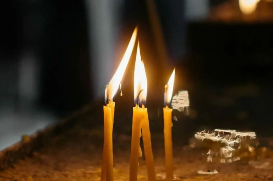 πένθος κεριά