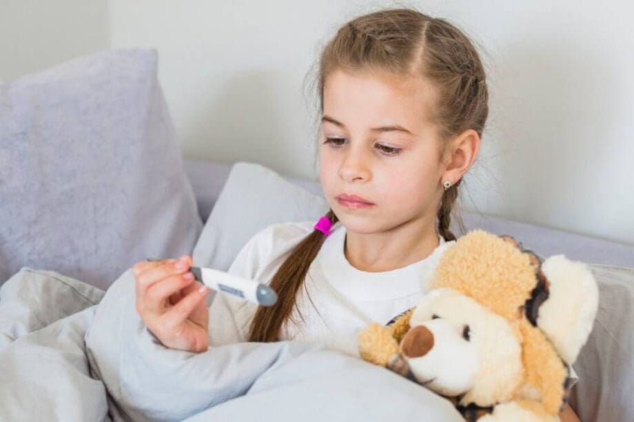 ΓΡΙΠΗ ΠΥΡΕΤΟΣ ΠΑΙΔΙ