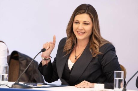 Σοφία Ζαχαράκη