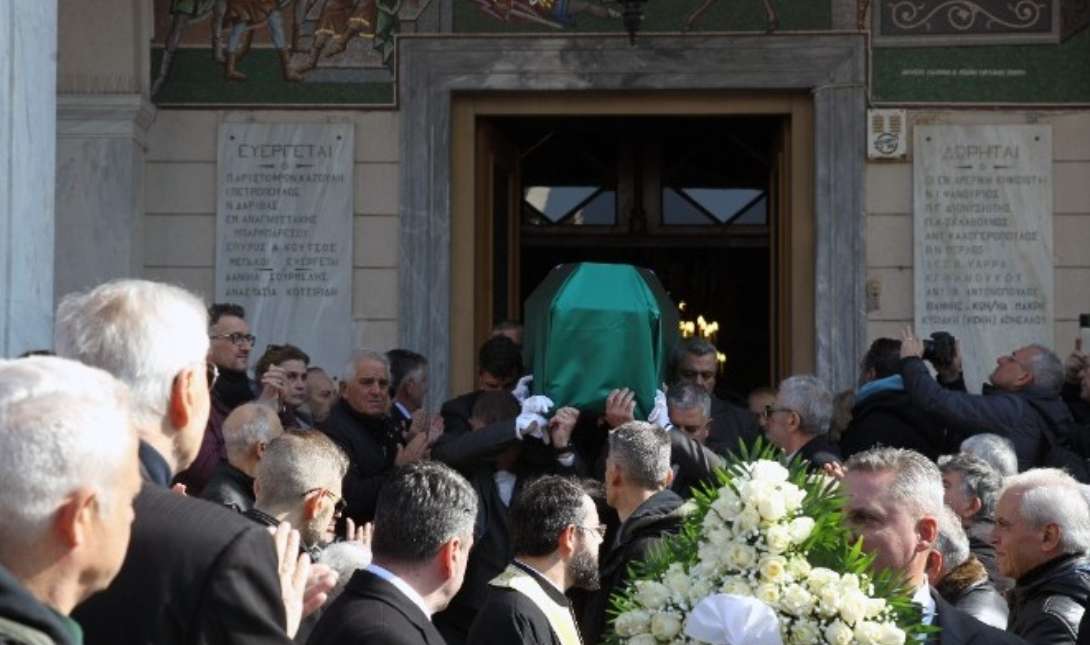 Τάκης Οικονομόπουλος