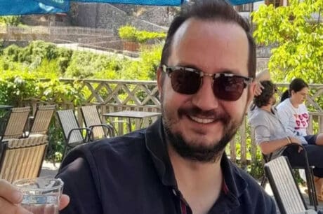 Βασίλης Καλογήρου
