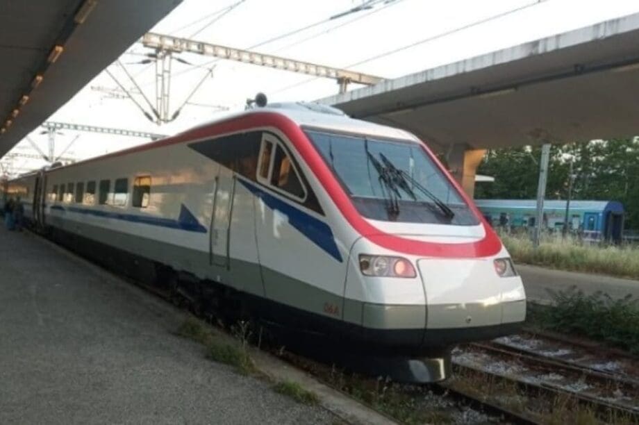 τρένο δρομολόγιο