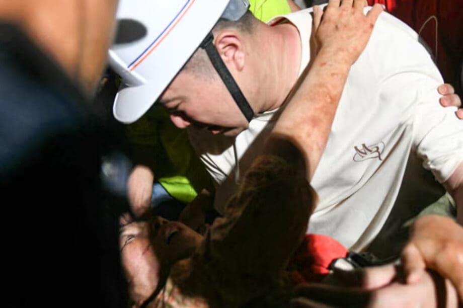 σεισμός Μιανμάρ απεγκλωβισμός