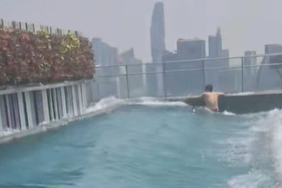 Σεισμός πισίνα Μιανμάρ