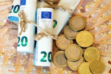 ΧΡΗΜΑΤΑ ΕΥΡΩ ΧΡΕΗ επίδομα