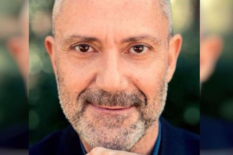 Γρηγόρης Βαλλιανάτος