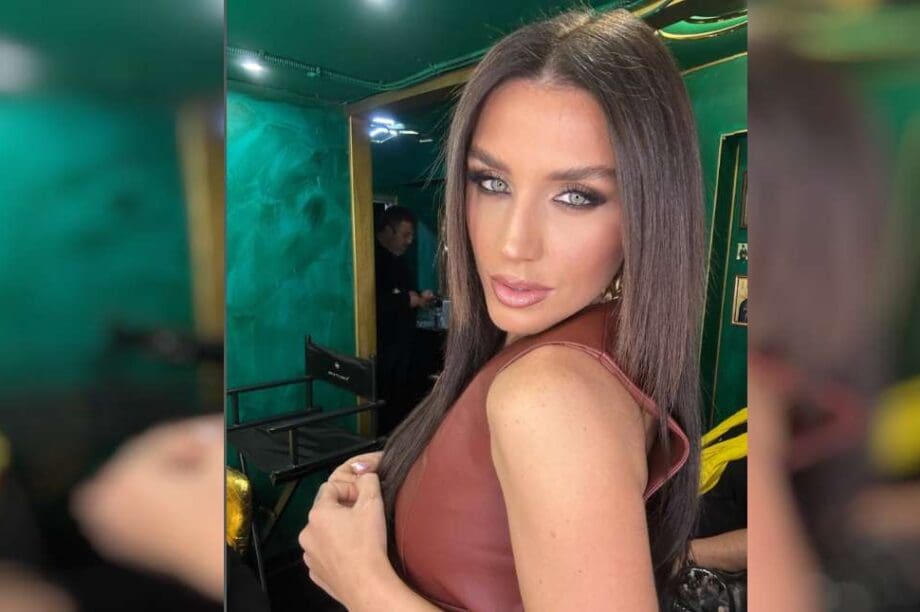 Ιουλία Καλλιμάνη: