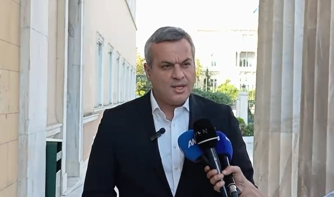 Χάρης Μαμουλάκης