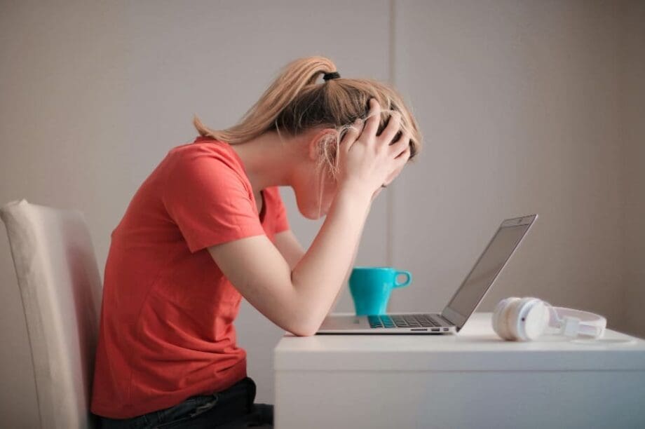 νεύρα άγχος σπίτι