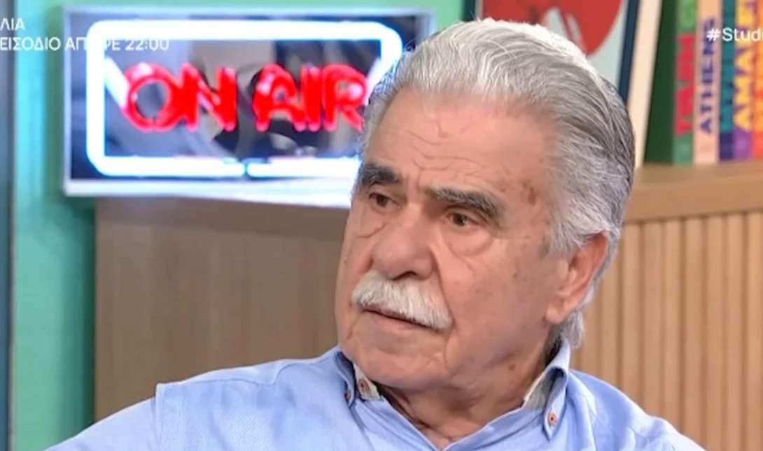 Βασίλης Σκουλάς