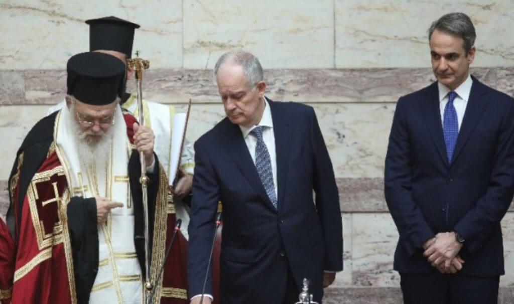 Τασούλας ορκωμοσία Βουλή