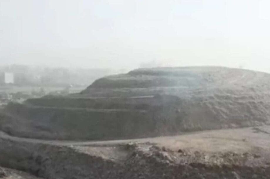 βουνό σκουπίδια