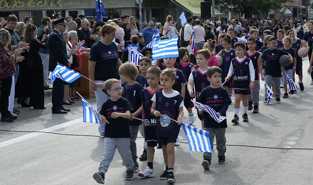 παρελαση 28 οκτωβριου αλικαρνασσό