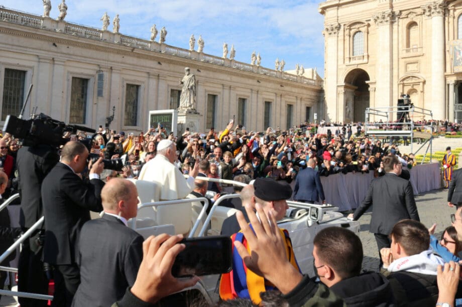 Ποιοι είναι οι 12 βασικοί υποψήφιοι για το αξίωμα του Πάπα