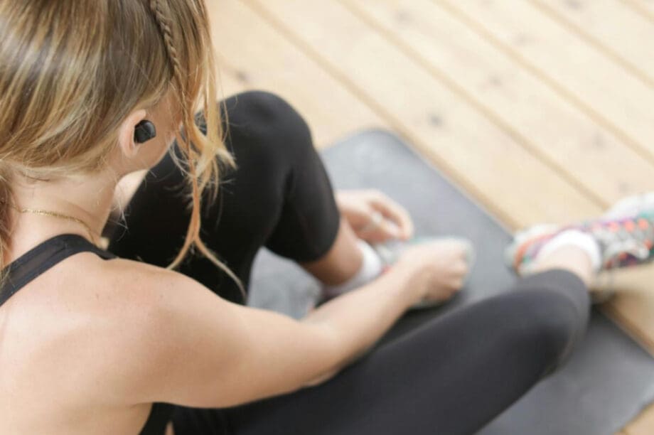 άσκηση γυμναστική γυναίκα βάρος σώμα