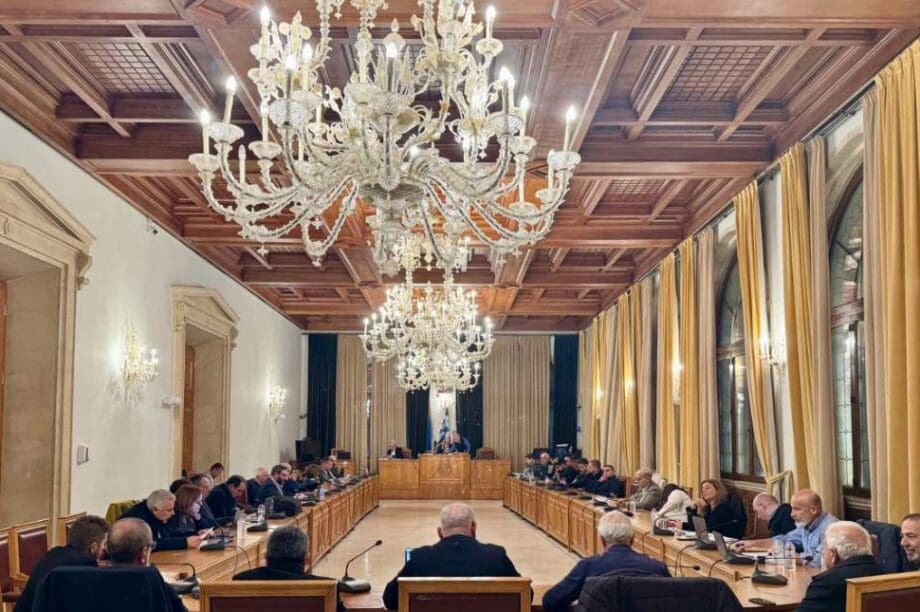 δημοτικό συμβούλιο