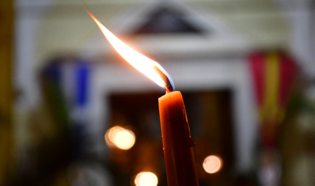 ΑΓΙΟ ΦΩΣ ΛΑΜΠΑΔΑ