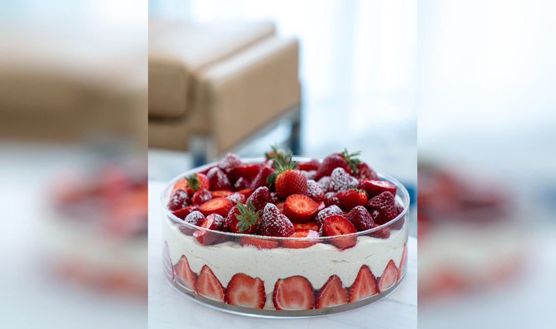 Fraisier – Τούρτα με κρέμα βανίλιας και φράουλες