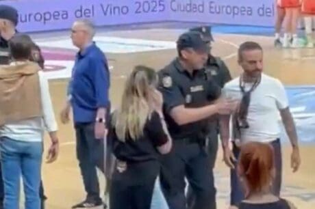 Γυναίκες
